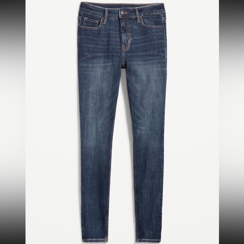 Old Navy Curvy Profile Mid Rise skinny jeans
